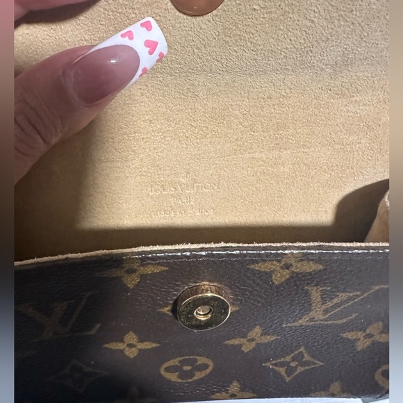 Louis Vuitton Florentine Waist Bag Monogram Canvas - Picture 5 of 11